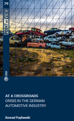 At a Crossroads. Crisis in the German Automotive Industry Cover Image