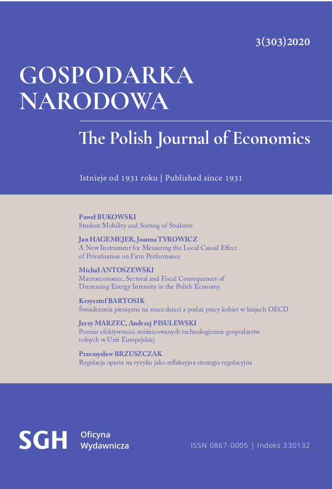 The Efficiency of Public and Private Higher Education Institutions in Poland
